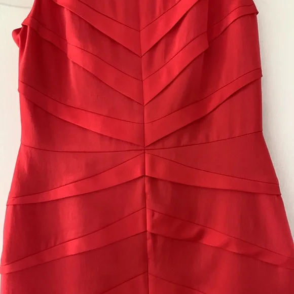 EUC Adrianna Pappel - Picture 2 of 11